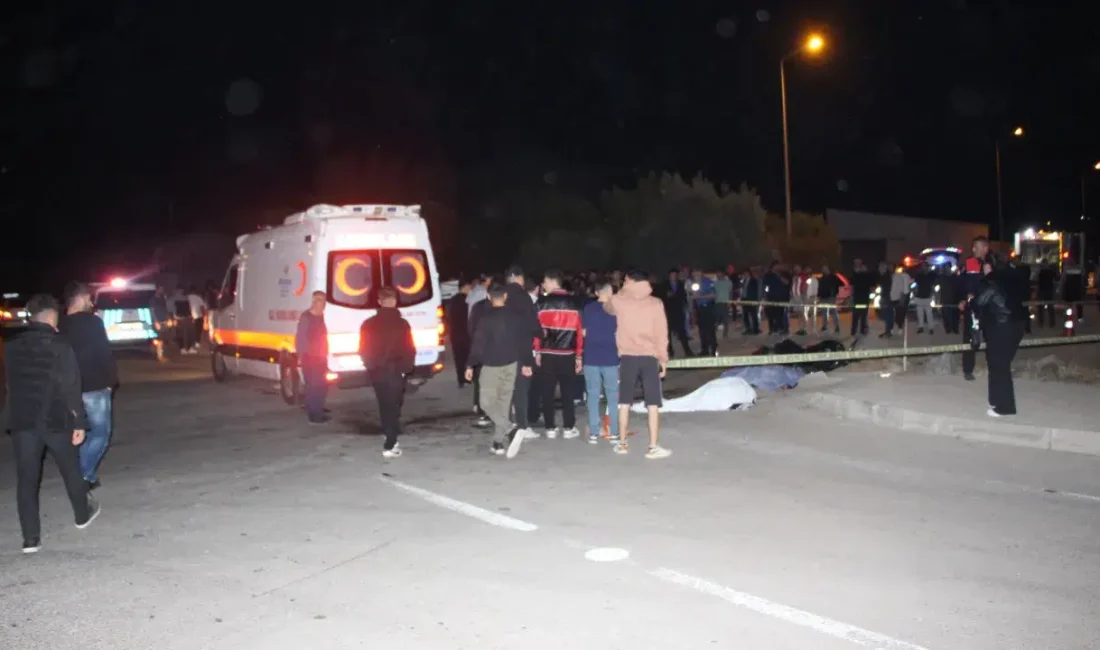 Antalya’nın Kumluca ilçesinde meydana gelen feci trafik kazasında, belediyeye ait