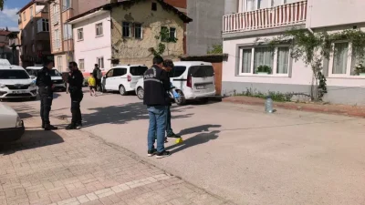 Bursa’nın İnegöl ilçesinde alacak verecek meselesi yüzünden çıkan silahlı kavgada