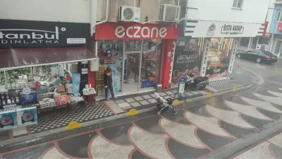 Edirne’nin Keşan ilçesinde aniden bastıran ve hayatı adeta durma noktasına