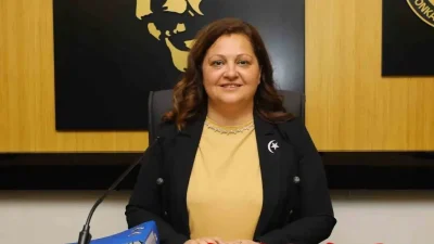 Afyonkarahisar Belediye Başkanı Burcu Köksal’ın sürpriz bir şekilde AK Parti