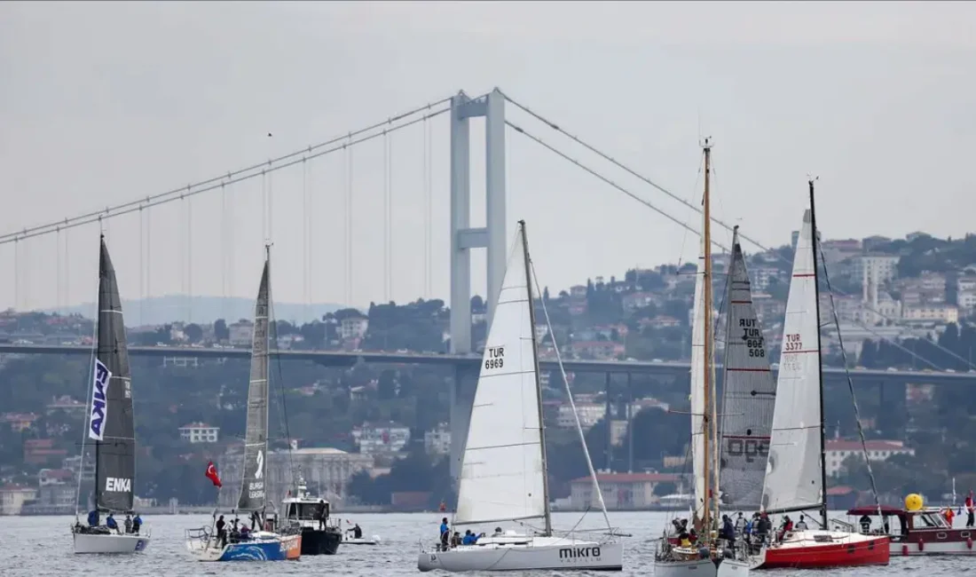 Türkiye Yelken Federasyonu tarafından düzenlenen dev organizasyon nedeniyle İstanbul Boğazı’nda