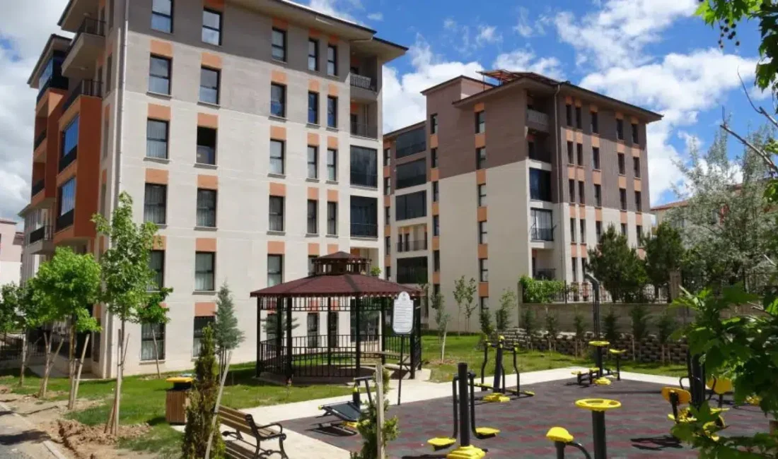 Malatya’nın Yeşilyurt ilçesinde sabah saatlerinde meydana gelen feci olayda, site