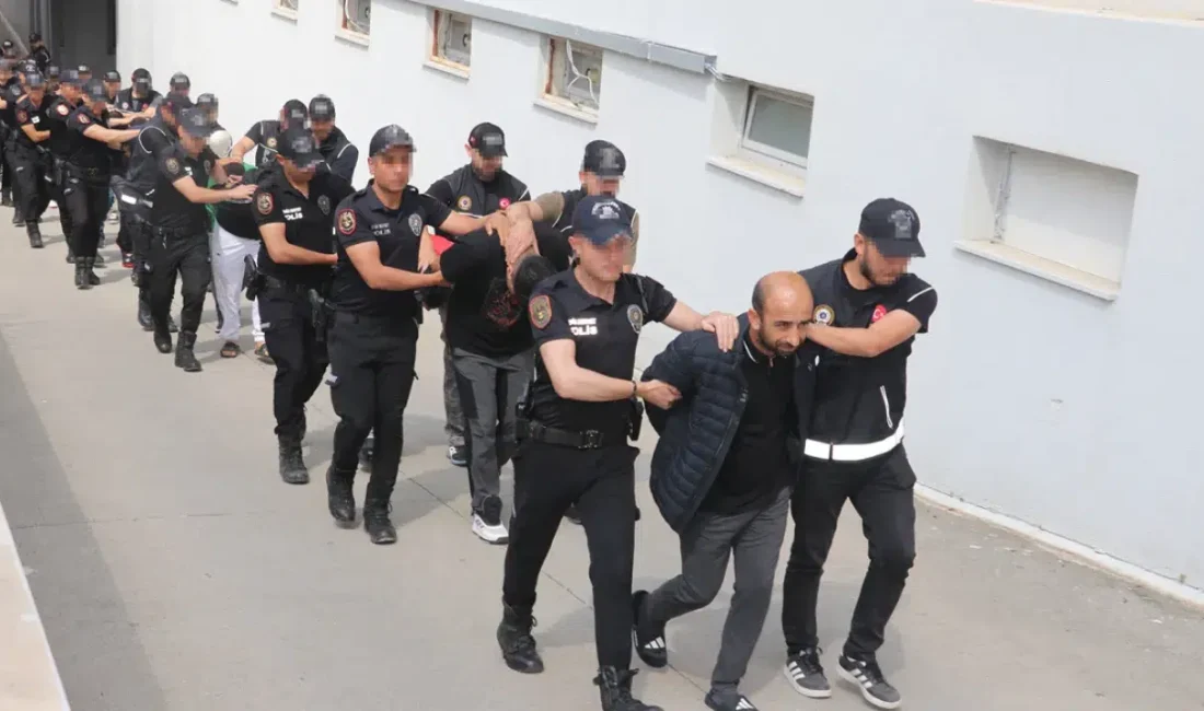 Adana merkezli 3 ilde gerçekleştirilen nefes kesen uyuşturucu operasyonunda çok