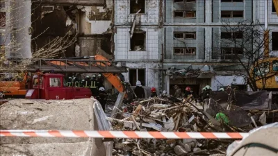 Ukrayna’nın başkenti Kiev, gece yarısından itibaren Rus ordusunun füzeli ve