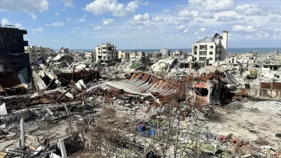 İsrail ordusunun Gazze Şeridi’nin farklı noktalarına yönelik gerçekleştirdiği şiddetli hava