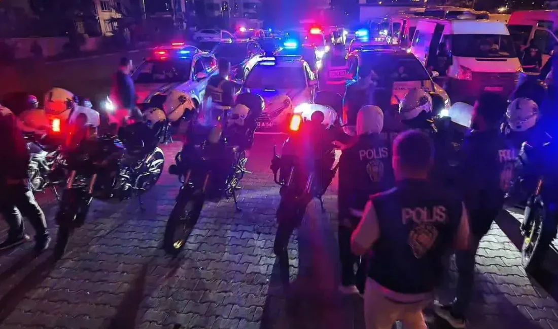 Şanlıurfa genelinde binin üzerinde polisin katılımıyla gerçekleştirilen dev asayiş uygulamasında