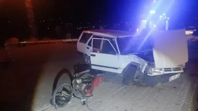 Niğde’nin Ulukışla ilçesinde otomobil ile motosikletin çarpışması sonucu meydana gelen