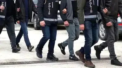 Kocaeli’nin iki büyük ilçesinde zehir tacirlerine yönelik gerçekleştirilen dev operasyonda,