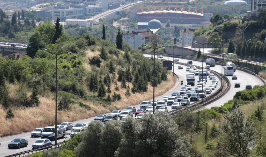 Kurban Bayramı tatilinin son günlerine yaklaşılırken dönüş yolculuğu erken başladı.