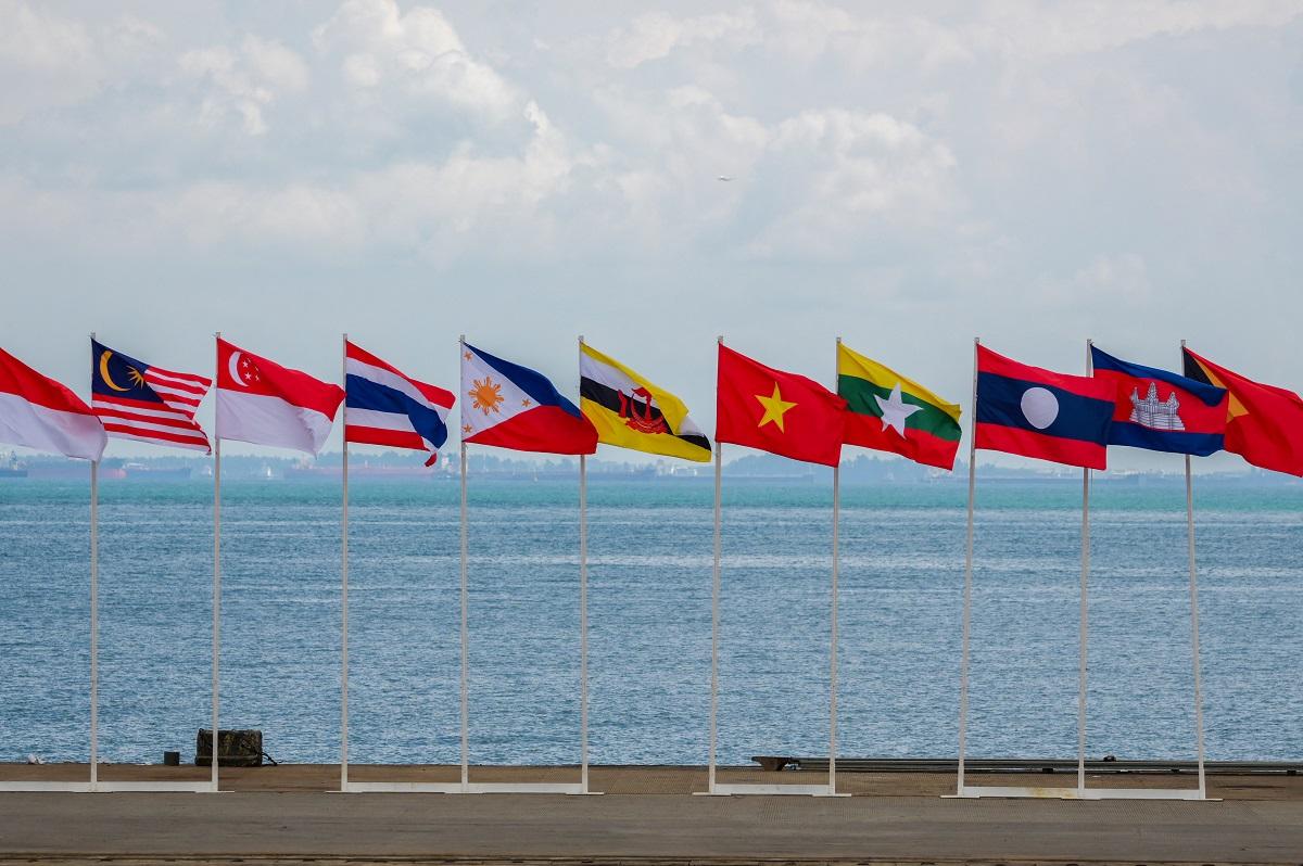 Eurasia Review: Güney Çin Denizi yeni Hürmüz mü olacak?