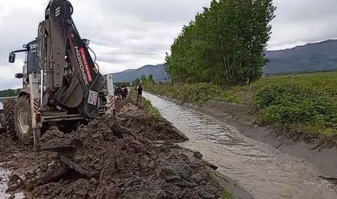 Tokat’ın Pazar ilçesinde etkisini gösteren şiddetli sağanak yağış dere ve