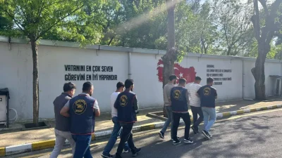 Diyarbakır’da Jandarma Suç Araştırma Timleri (JASAT) koordinesinde düzenlenen geniş çaplı