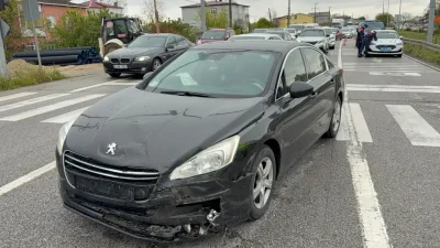 Samsun’un Çarşamba ilçesinde iki otomobilin çarpışması sonucu meydana gelen şiddetli