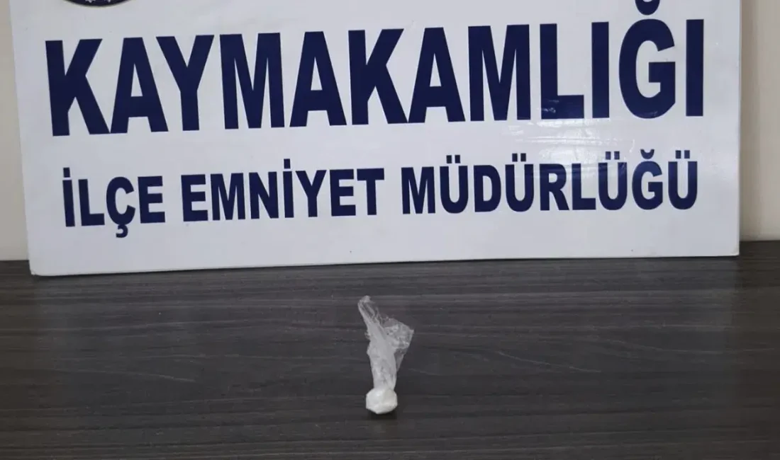 Kütahya’nın Gediz ilçesinde emniyet güçleri tarafından gerçekleştirilen uyuşturucu operasyonunda yakalanan
