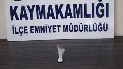 Kütahya’nın Gediz ilçesinde emniyet güçleri tarafından gerçekleştirilen uyuşturucu operasyonunda yakalanan