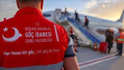 Türkiye genelinde düzensiz göçle mücadele kapsamında yürütülen operasyonlar kararlılıkla devam