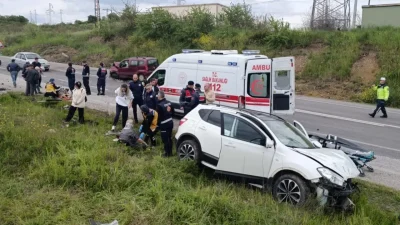 Çanakkale’nin Çan ilçesinde iki otomobilin çarpışması sonucu meydana gelen feci