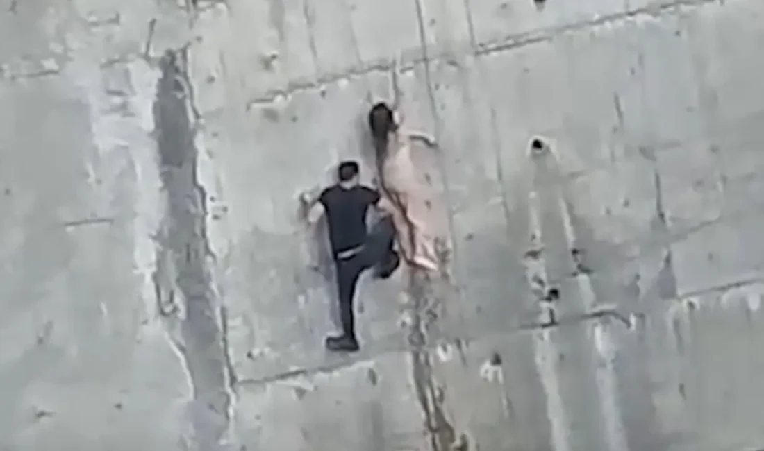 Artvin’in Borçka ilçesinde topunun peşinden dere kenarına inen 11 yaşındaki