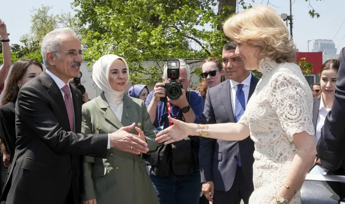 Türkiye’ye “Ekonomik Misyon” kapsamında resmi bir ziyaret gerçekleştiren Belçika Kraliçesi