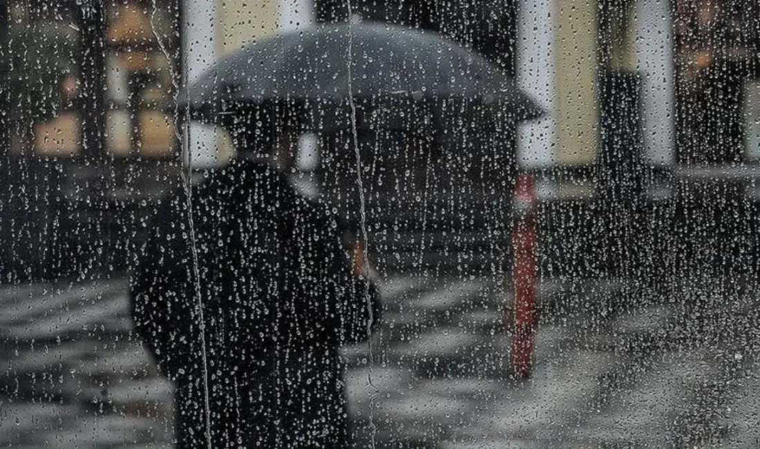 Şanlıurfa genelinde öğle saatlerinden itibaren etkisini artıran şiddetli sağanak yağış,