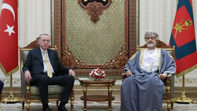 Cumhurbaşkanı Recep Tayyip Erdoğan ile Umman Sultanı Heysem bin Tarık