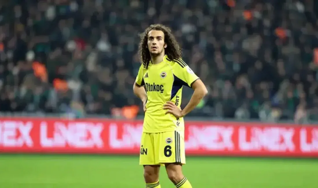 Fenerbahçe’nin Fransız orta saha oyuncusu Matteo Guendouzi sezonun sona ermesiyle