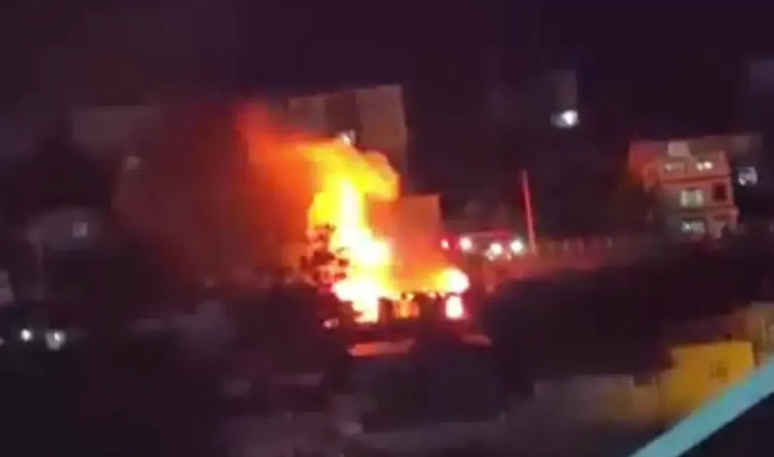 Kocaeli’nin Dilovası ilçesinde tek katlı bir gecekonduda çıkan yangın, mutfak