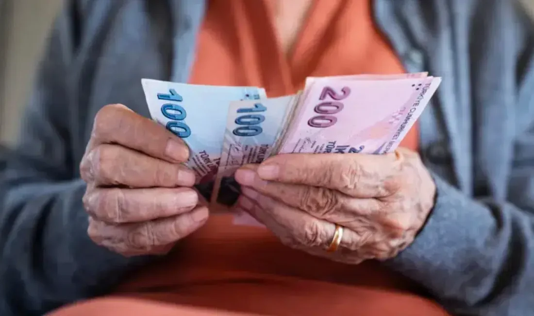 Milyonlarca emeklinin büyük bir heyecanla beklediği Kurban Bayramı ikramiyesi ve