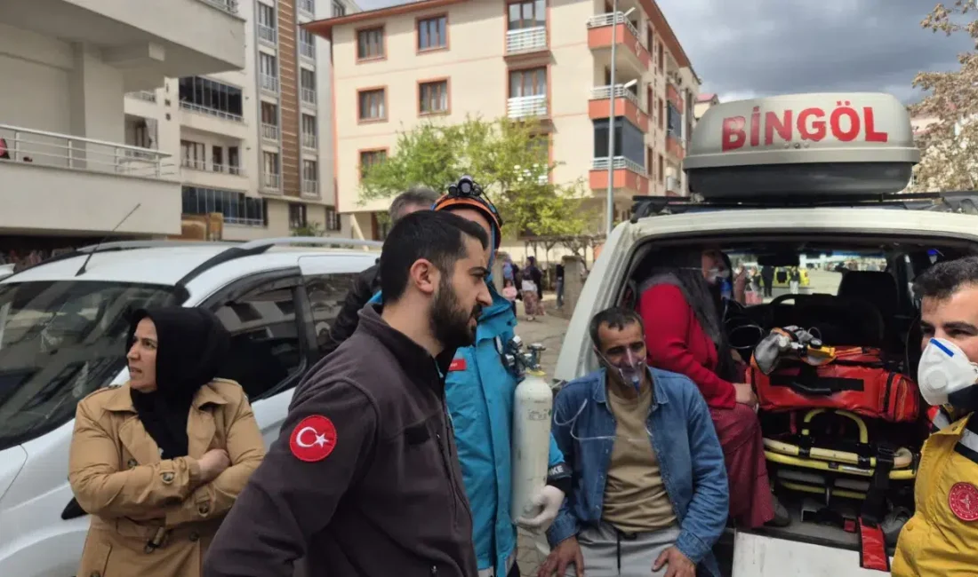 Bingöl’de beş katlı bir binanın bodrum katında başlayan yangın kısa