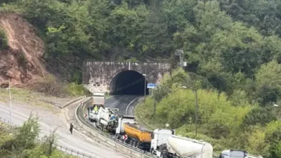 Zonguldak’ın Kozlu ilçesinde meydana gelen heyelan sonrası kopan yüksek gerilim