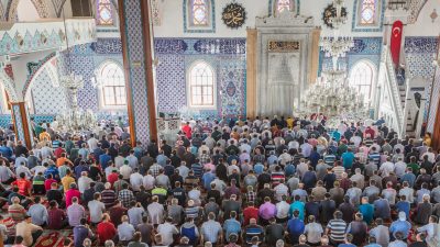 İslam aleminin en coşkulu günlerinden biri olan Kurban Bayramı için