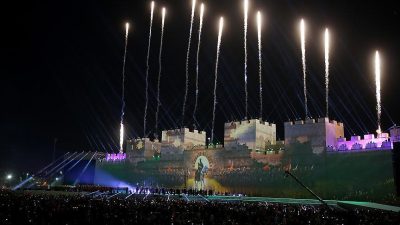 İstanbul’un fethinin 573’üncü yıl dönümü, bugün kent genelinde düzenlenecek nefes