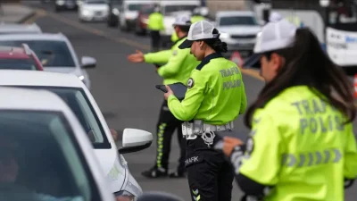 Diyarbakır’da gerçekleştirilen trafik denetimleri sonucunda yolları tehlikeye atan sürücülere adeta