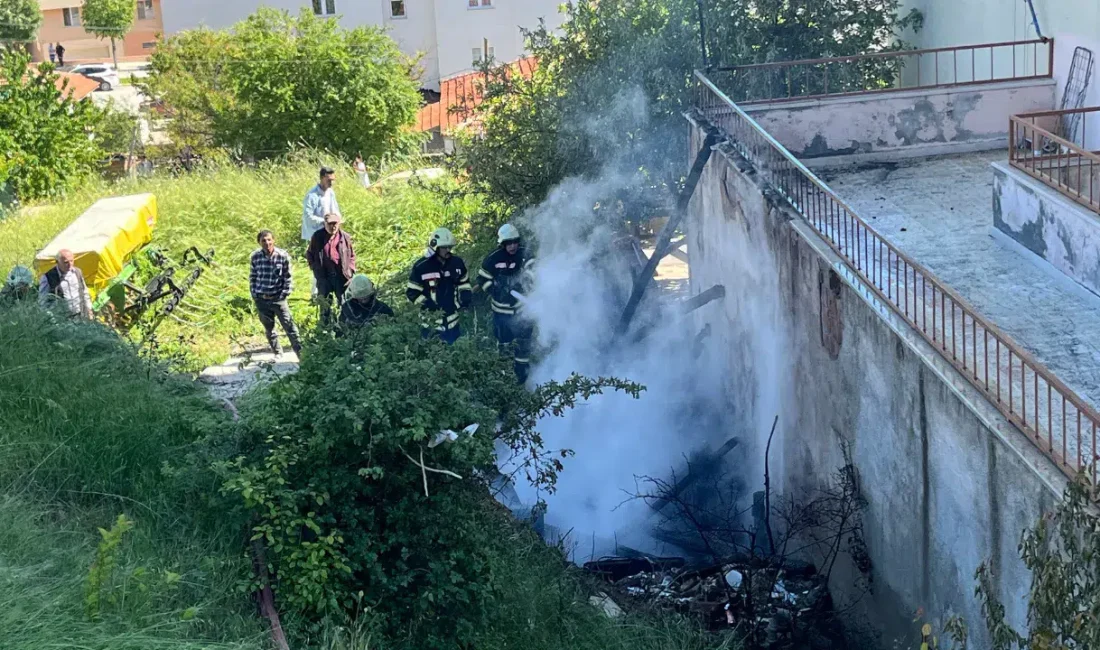 Çorum’da bir apartmanın tandırlık bölümünde aniden yükselen alevler mahallede büyük