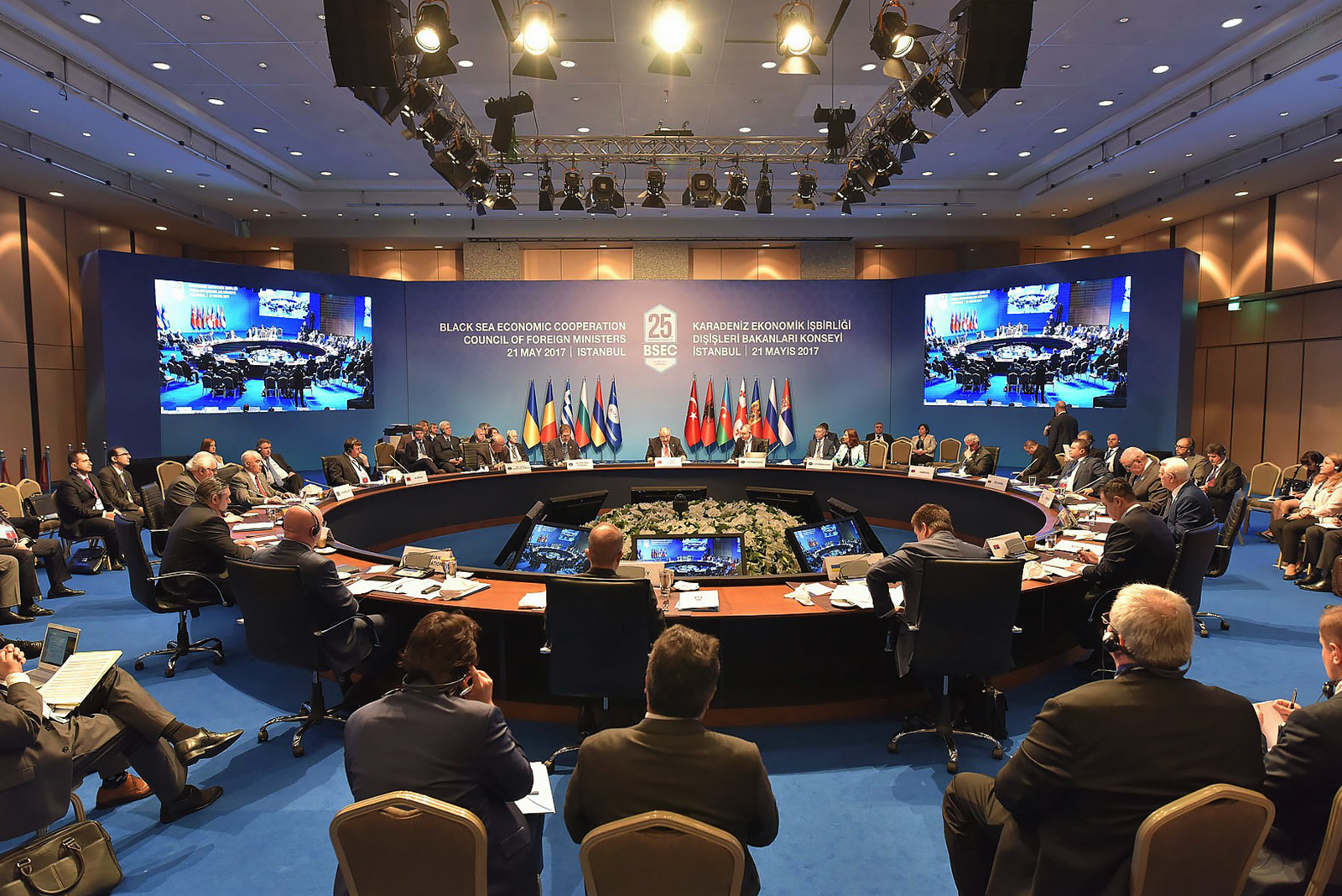 Arab News: Türkiye ve Suudi Arabistan stratejik uyumunu derinleştiriyor