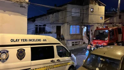 Eyüpsultan’da üç katlı bir binanın bodrum katında aniden yükselen alevler