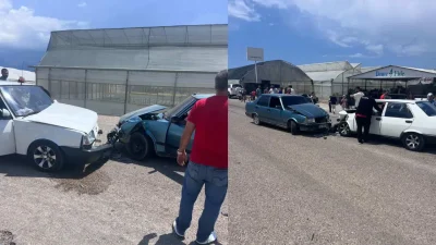 Antalya’nın Kumluca ilçesinde iki aracın kafa kafaya çarpışması sonucu meydana
