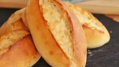 Manisa’nın Sarıgöl ilçesinde fırıncıların talebi üzerine ekmek ve simit fiyatlarına