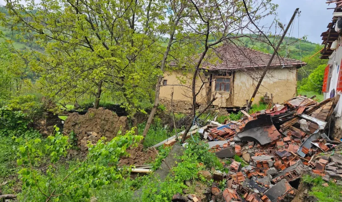 Tokat merkeze bağlı Nebi köyünde etkili olan sağanak yağış, büyük