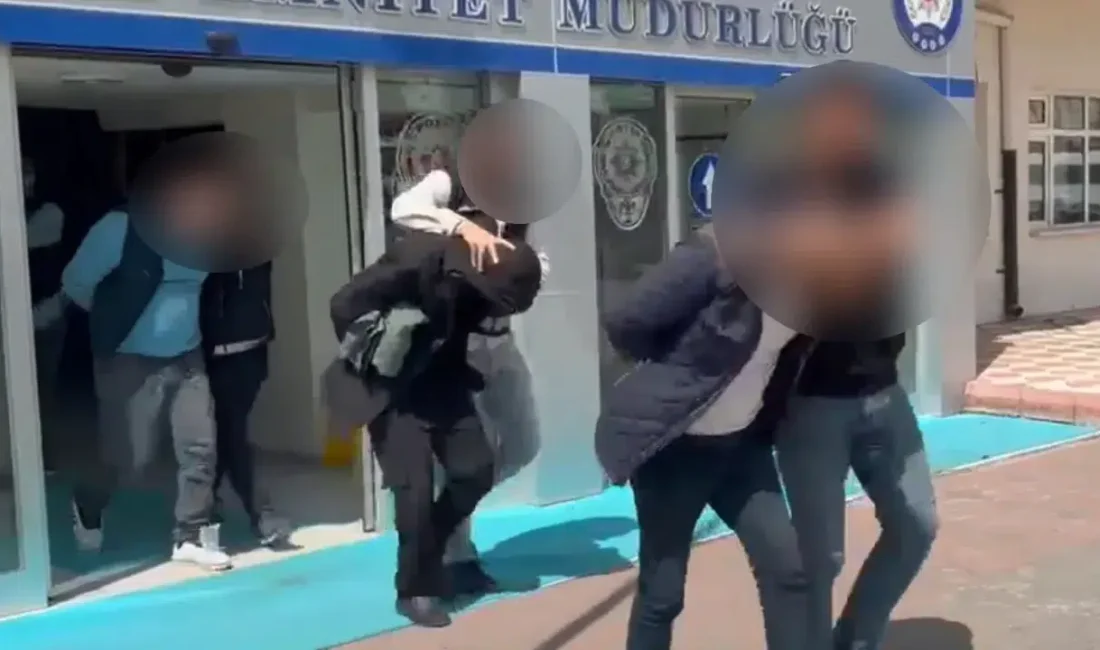 Aksaray’da uyuşturucu ticaretine ve sokak satıcılarına yönelik düzenlenen kapsamlı operasyonda