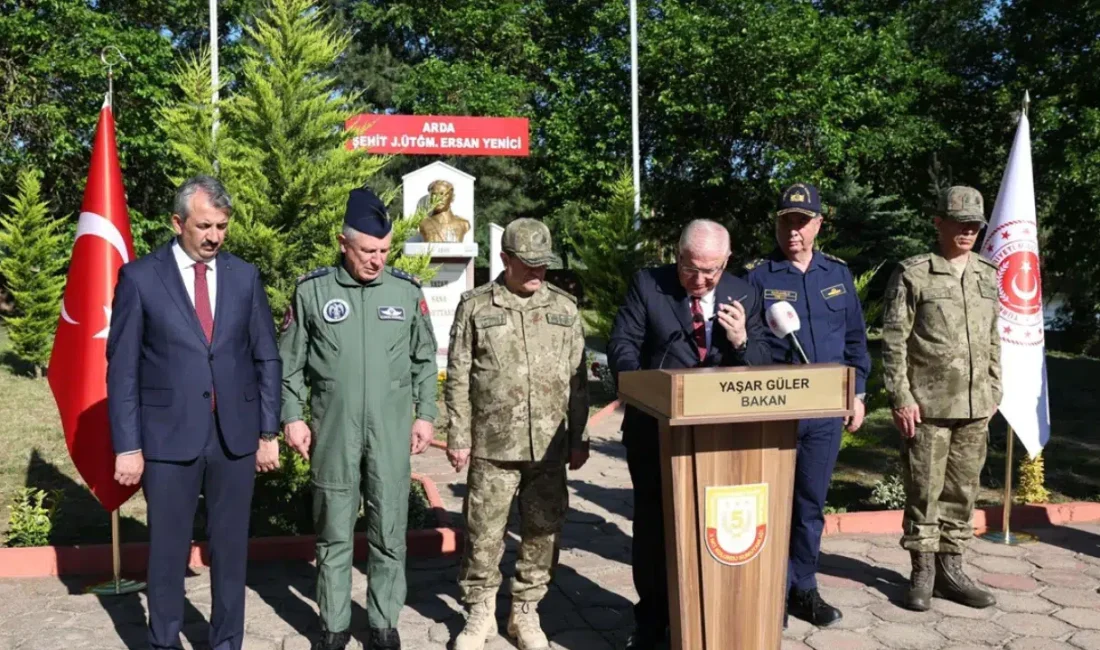 Milli Savunma Bakanı Yaşar Güler’in Edirne’deki sınır birliklerini ziyareti sırasında