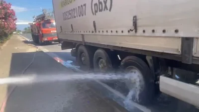 Antalya’nın Alanya ilçesinde seyir halindeyken bir anda alevlere teslim olan