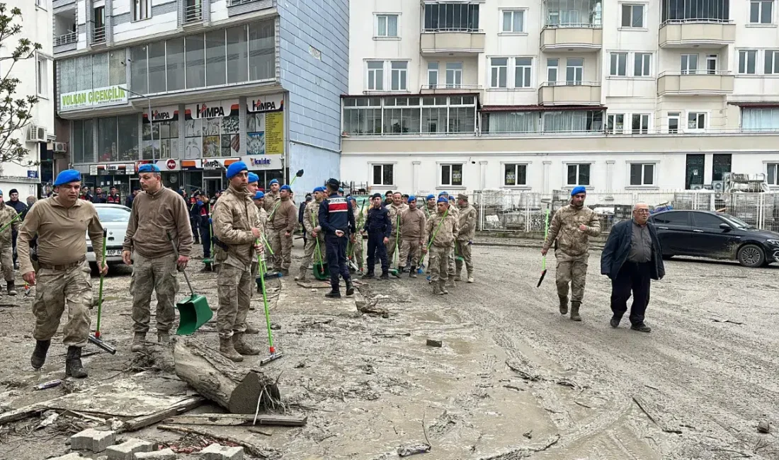 Samsun’un Havza ilçesinde aniden bastıran sağanak yağışların ardından meydana gelen