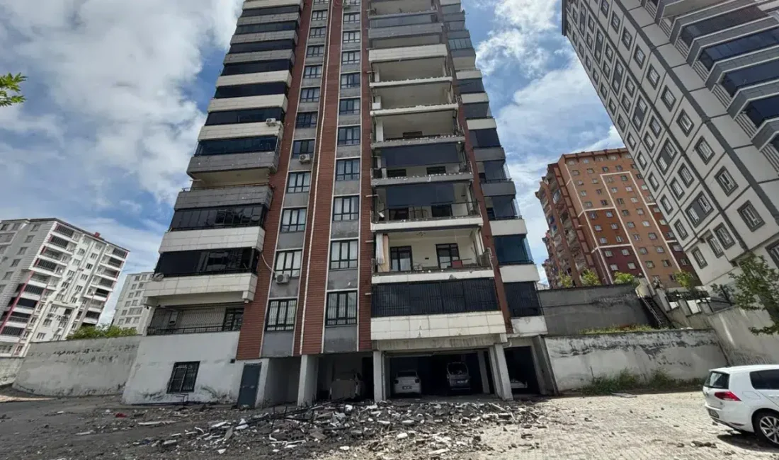 Gaziantep’te aniden bastıran ve “süper hücre” olarak adlandırılan şiddetli fırtına,
