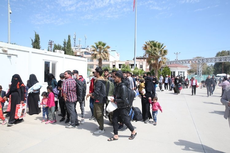 İçişleri Bakanlığı, Türkiye genelinde geçici koruma statüsünde bulunan Suriyelilere ilişkin