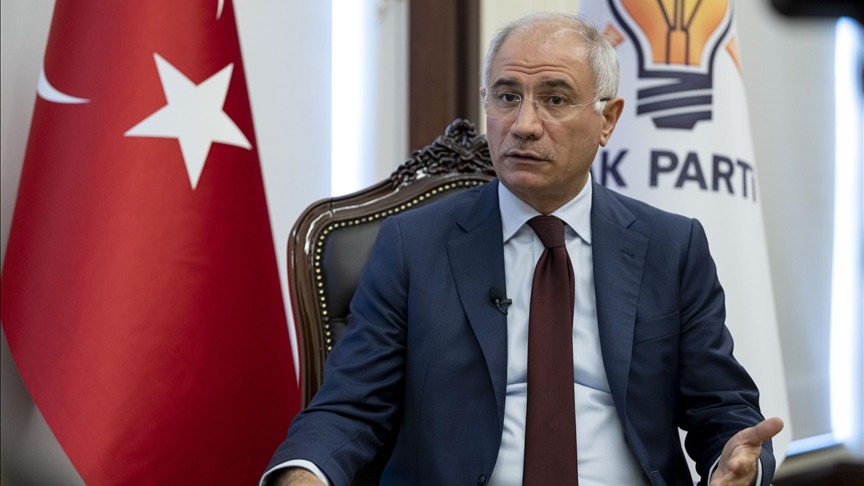 AK Parti Genel Başkanvekili Efkan Ala, CHP Grup Başkanı Özgür