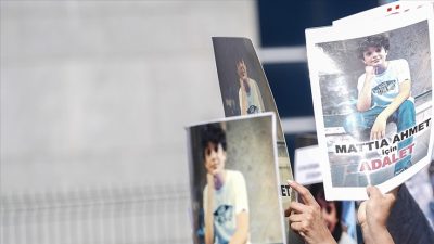 Kadıköy’de bıçaklı saldırı sonucu 15 yaşındaki oğlu Mattia Ahmet Minguzzi’yi