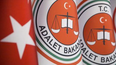 Adalet Bakanlığı bünyesinde memur olma hayali kuran yüz binlerce aday