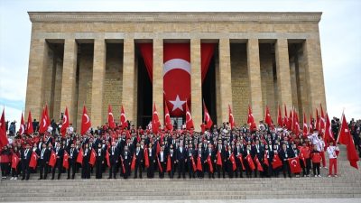 Gençlik ve Spor Bakanı Osman Aşkın Bak, 19 Mayıs Atatürk’ü