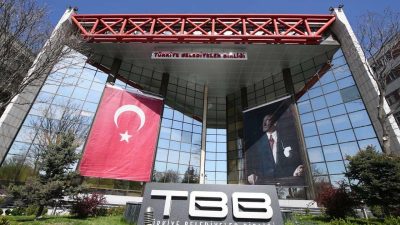 Türkiye Belediyeler Birliği Meclisi’nin Ankara’daki kritik seçim toplantısında Ekrem İmamoğlu’nun